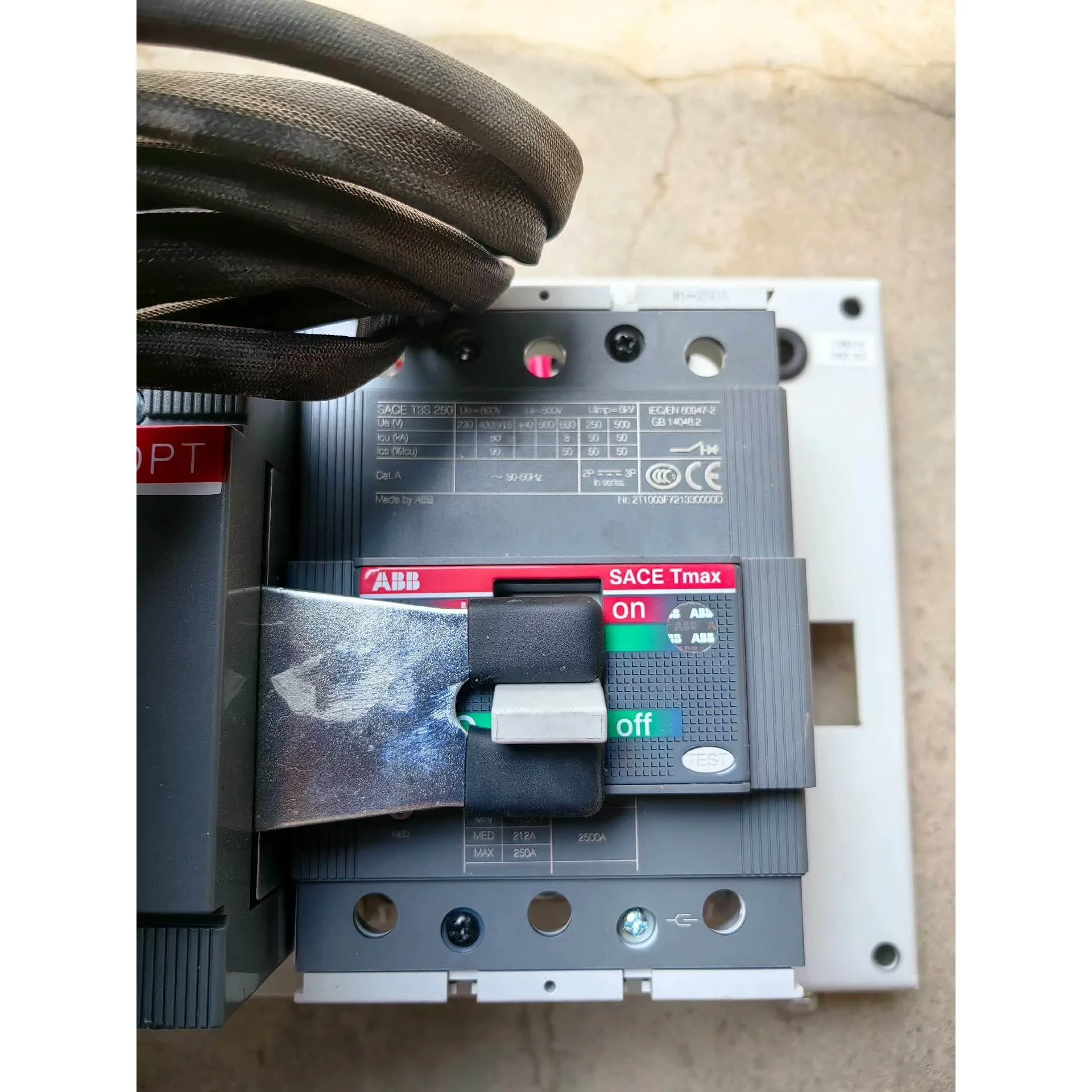 非标价ABB全新3P/250A双电源自动转换开关，DPT250-C议价