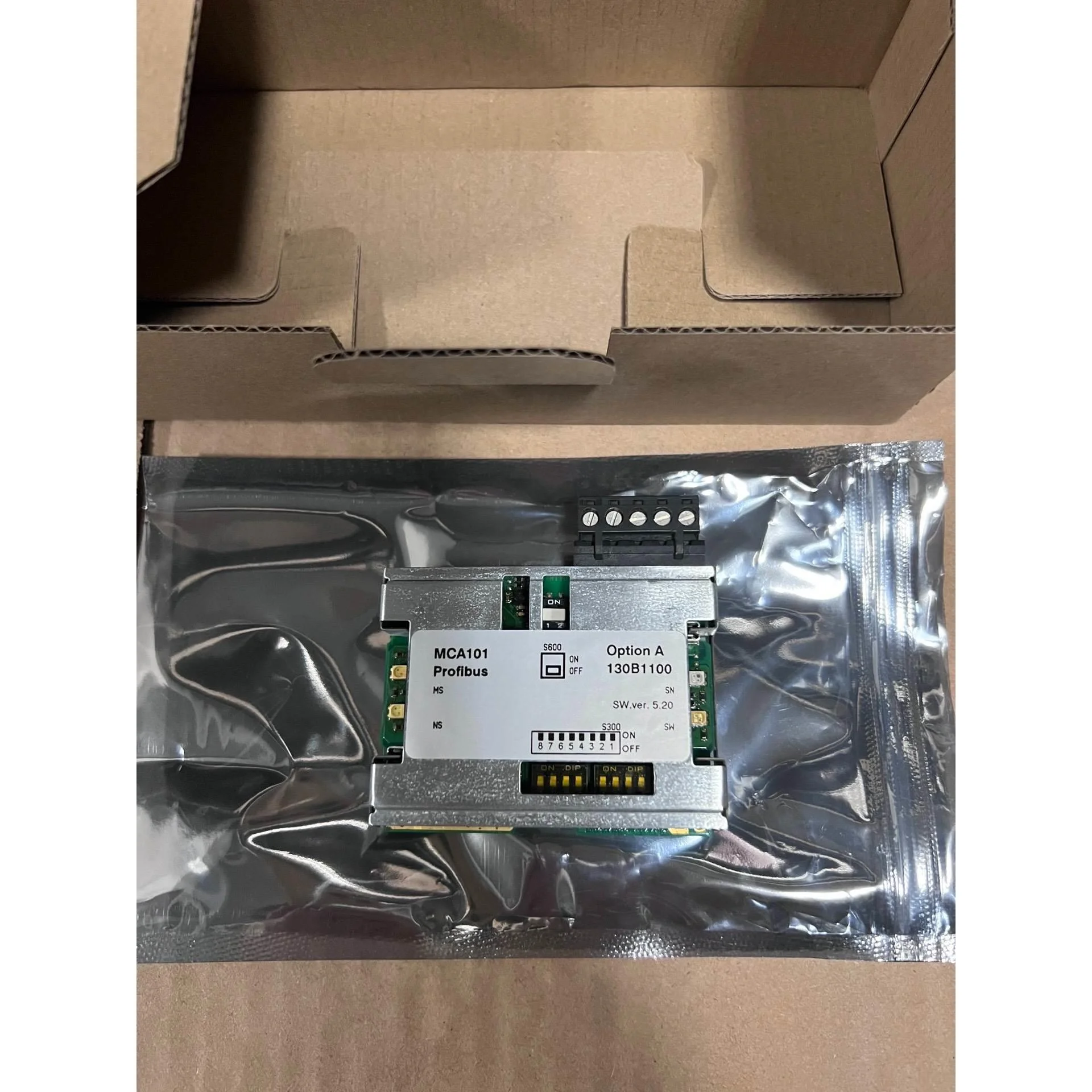 非标价MCA101 丹佛斯Profibus通讯卡 130B1100议价