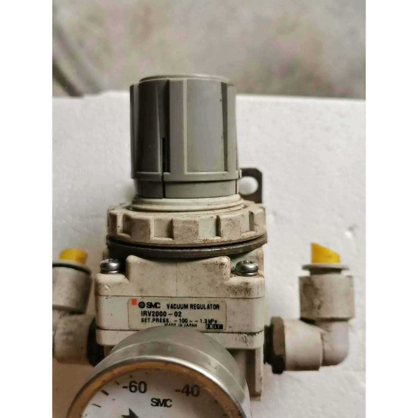 非标价拆机smc调节阀IRV2000-02. 数量一个实拍，成色如议价