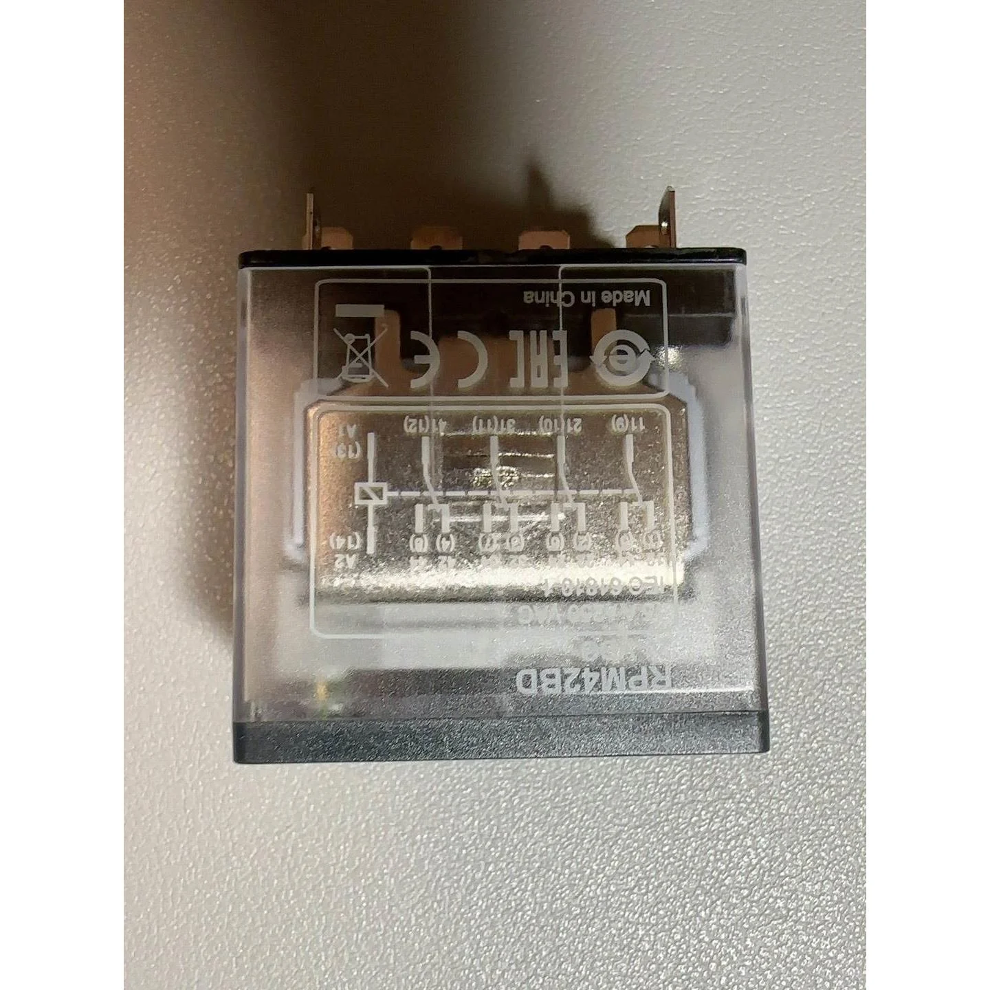 非标价施耐德全新原装RPM42BD，数量11个，单价52.73元议价