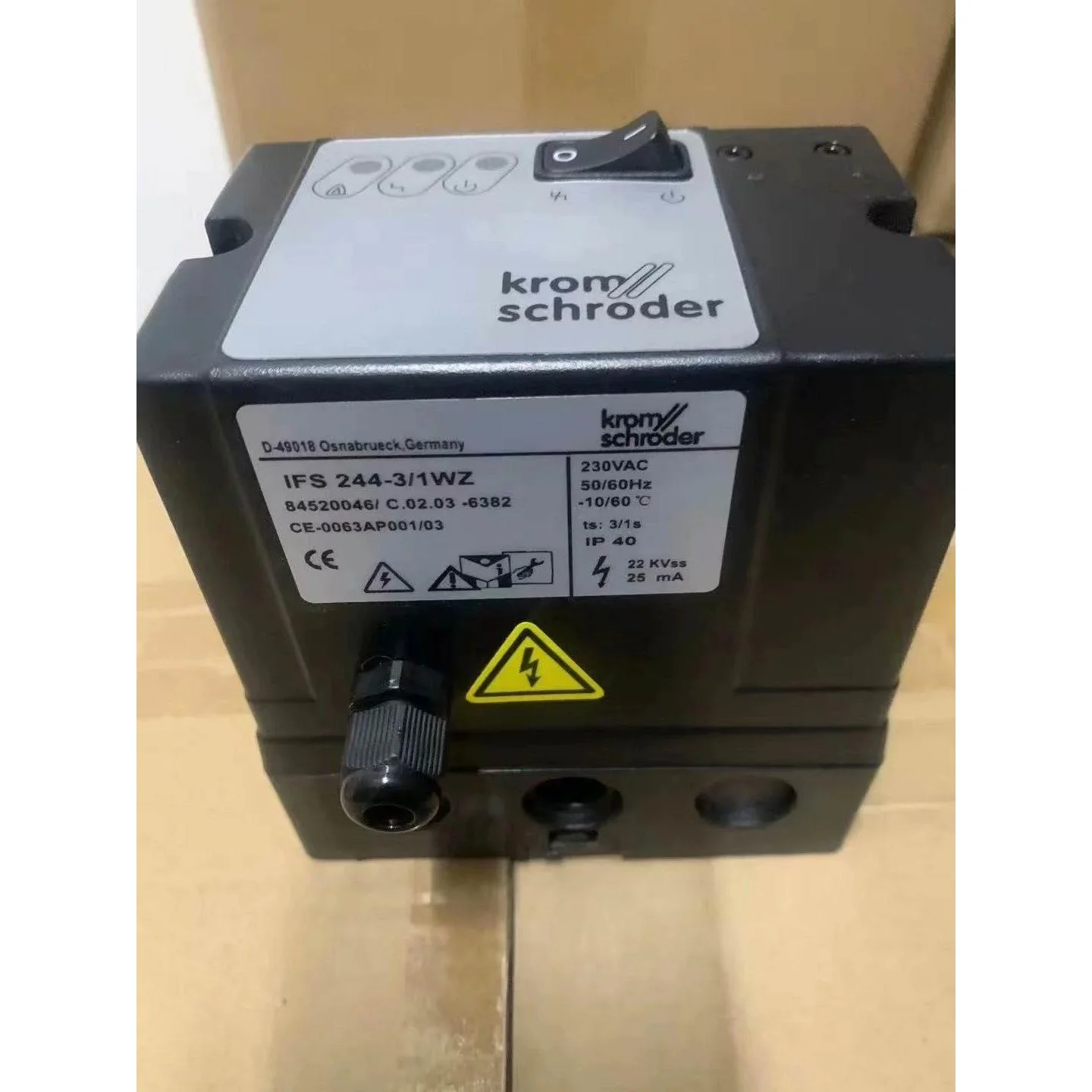 非标价lFS244-3/1WZ点火控制器议价