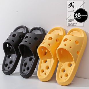 买一送一浴室漏水拖鞋女款夏天居家室内厚底防滑镂空速干洗澡拖鞋