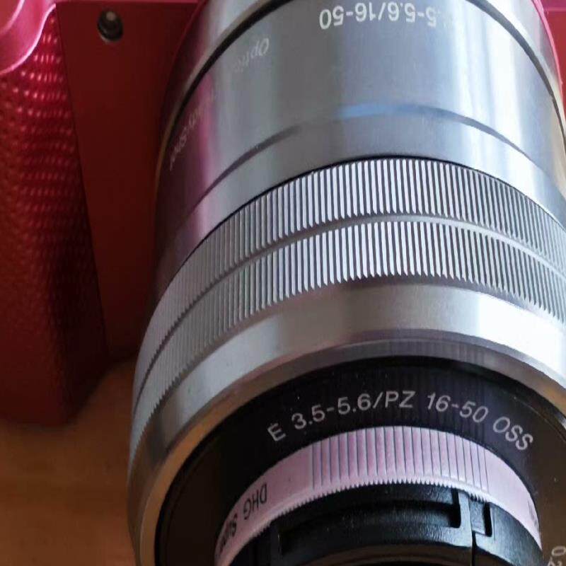 α5000sony 套机,带16g卡 和2电池,包。