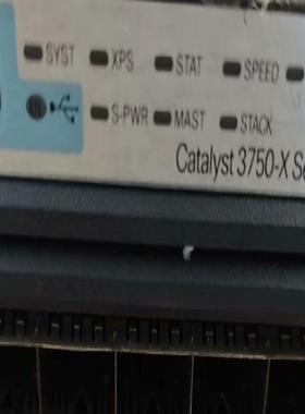 思科WS-C3750X-24S-S原装二手。成色如图。
