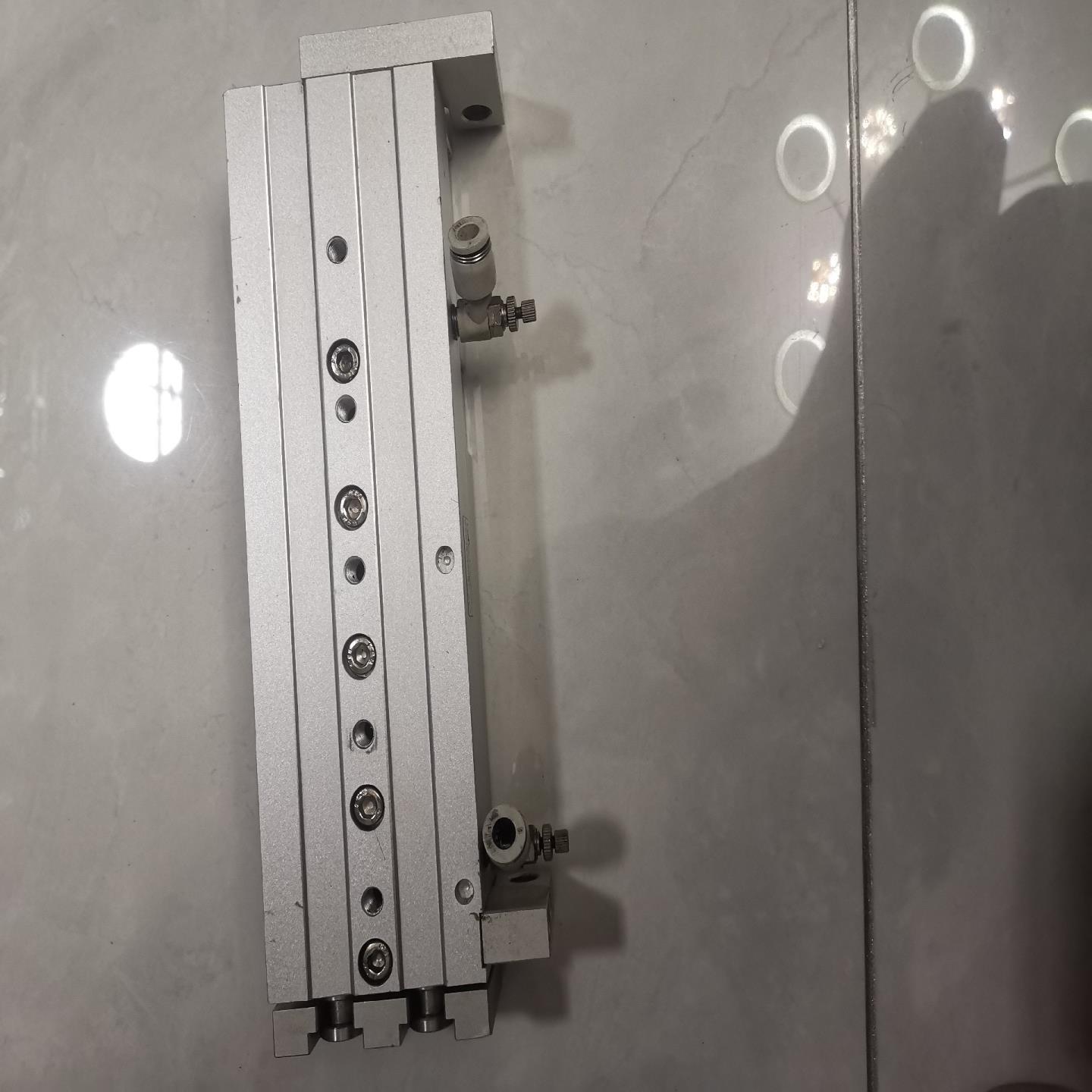 HITOP恒拓高GXS16*100BB-TD2滑台气缸，实物