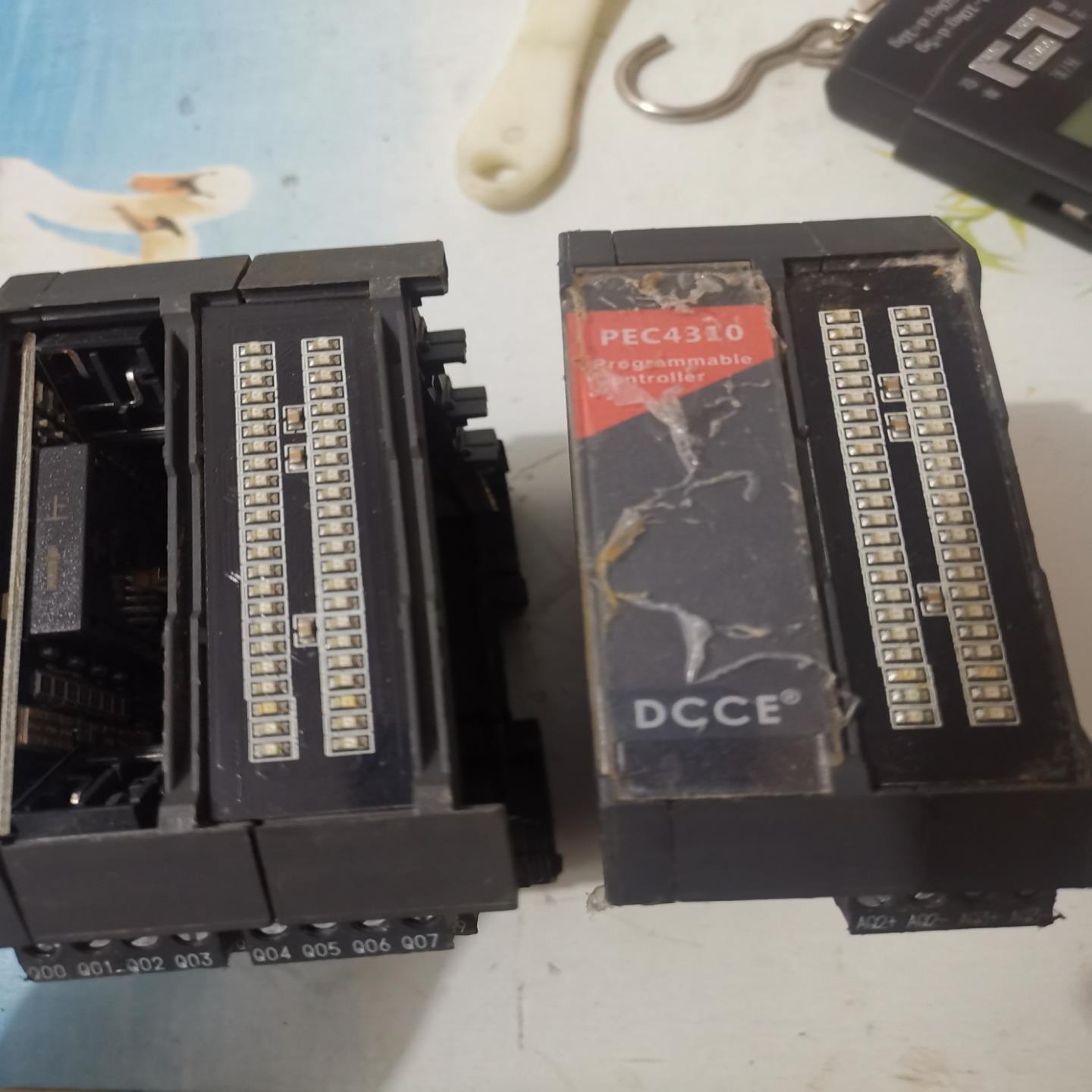 DCCE 大工计控PLC PEC4310实物拍摄,盖板没了,