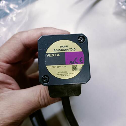 东方马达ASM46AK-T3.6日本原装步进电机，功能包好，