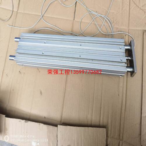 【荣强工控】SmC三杆薄型带导杆三轴气缸MGPM25-400Z，成色充新