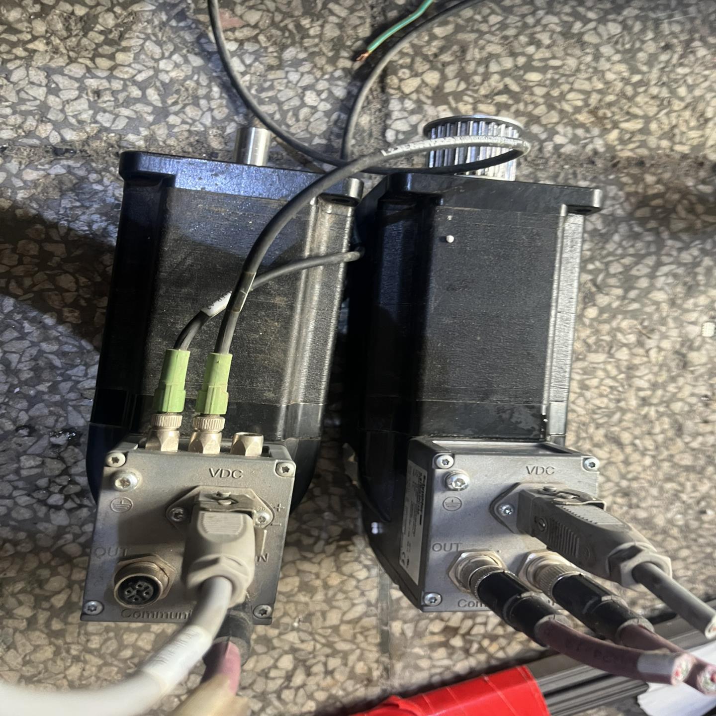 施耐德伺服电机ILS1B853PC1A0，功能完好，现货，有