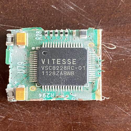 VSC8228RC-01数量不多有凑数的联系