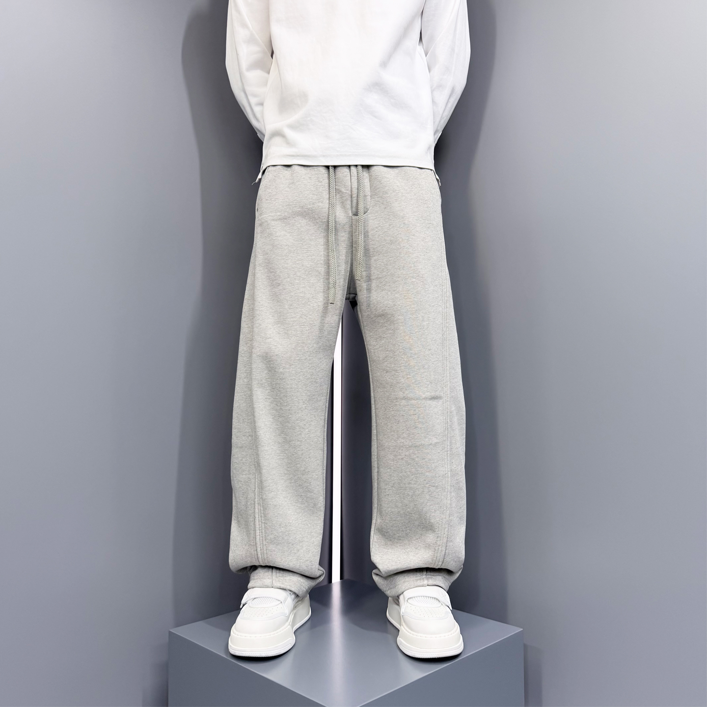 2025冬季新款宽松直筒加绒休闲裤