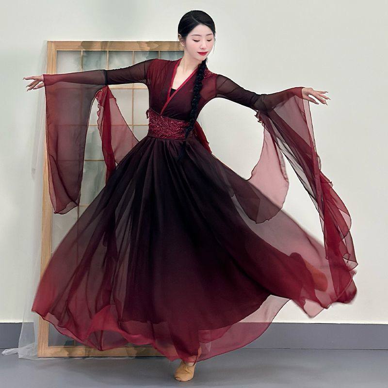 新款国风黑红渐变古典舞舞蹈服古风飘逸纱衣裙摆表演演出服套装,运动/瑜伽/健身/球迷用品,古典舞服,淘宝优惠券,粉丝福利购,淘宝优惠卷