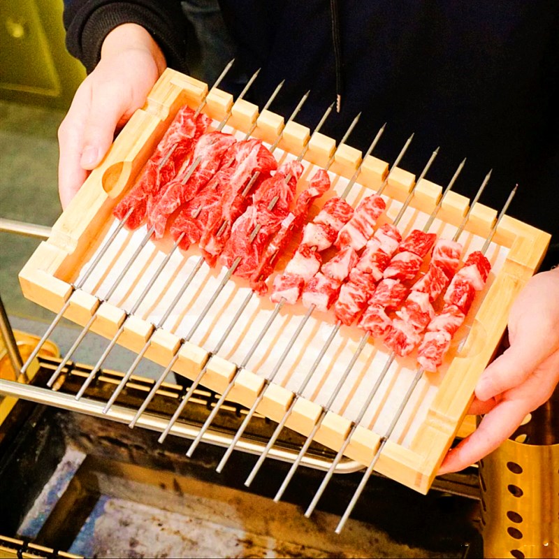 速发烧烤店创意撸串牛具个性特色烤串盘酒店羊饭串肉店餐肉串长方