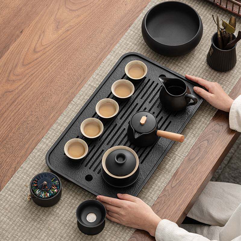 功夫茶具茶壶套装家用便携式旅行轻奢高档全套陶瓷办公室礼品定制