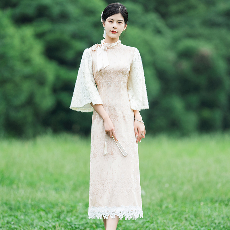 小清新日常蕾丝改良旗袍