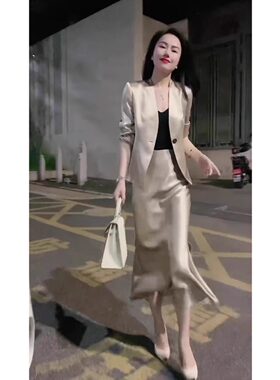 夏装干练气质通勤女神范高级感职业香槟色韩版小西装半身裙两件套