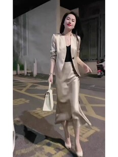 夏装干练气质通勤女神范高级感职业香槟色韩版小西装半身裙两件套