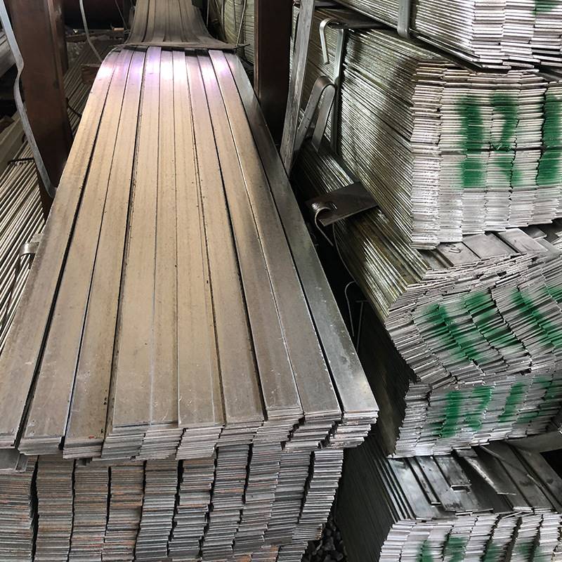 广东厂家热镀锌扁钢Q235方铁镀锌扁铁50*525*440*4热轧扁铁铁条