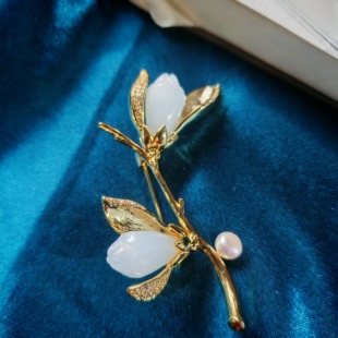 Cherish高档白玉兰胸针西装大衣搭配饰品胸花送妈妈老师长辈礼物