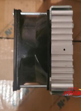 2 个德国百能堡加热器，型号:FLHB  275SLM  2