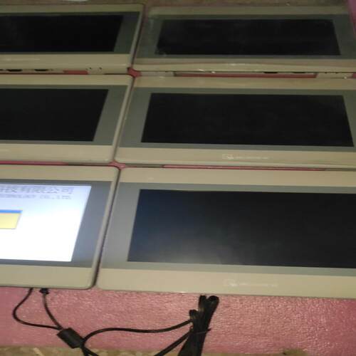 威纶通触摸屏 MT8101IE