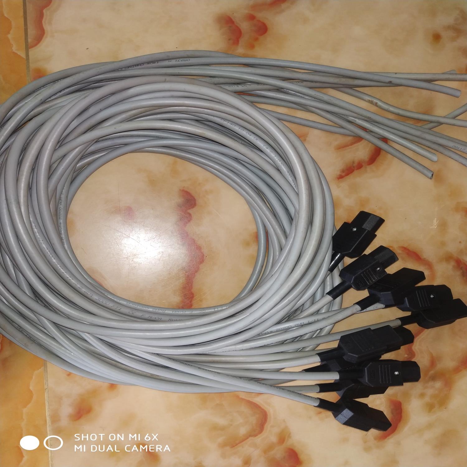 德国igus chainflex (易格斯)四芯一网电源线，
