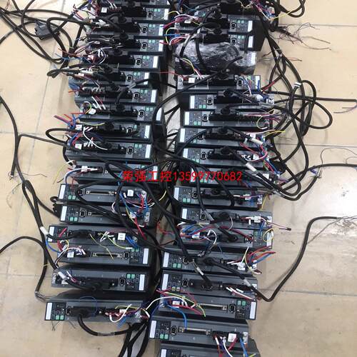 【荣强工控】超川伺服电机400w，CC-D3P040A2-A，成色如图，