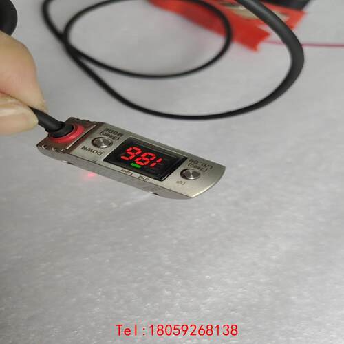 【非标价】LR-ZB250AN基恩士激光传感器，实物图功能包好，成色漂