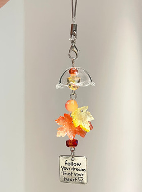 秋天的枫叶风铃手机链挂饰挂件书包钥匙扣可爱高颜值装饰品