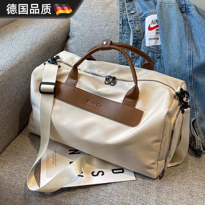 德国女新款2024斜挎包干湿分离游泳包手提行李健身包大容量旅行包