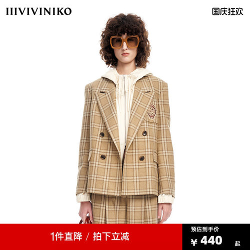 兔绒羊毛混纺，经典枪驳领领口