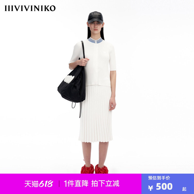 IIIVIVINIKO&ldquo;科技面料&rdquo;撞色小立领运动感针织开衫女M333719653A