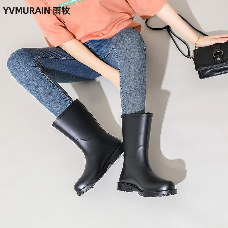 雨牧经典款时尚中筒雨靴女式户外胶鞋防滑防水靴成人水鞋女雨鞋黑