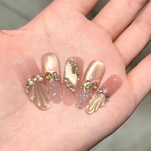 我的楼兰纯手工美甲穿戴