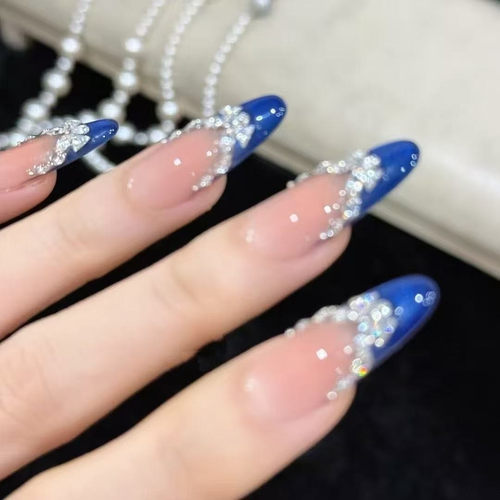 清冷感超显白美甲法式贴