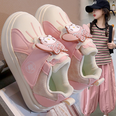 美乐蒂女童运动鞋2026秋季新款学生时尚软底防滑儿童板鞋百搭鞋潮