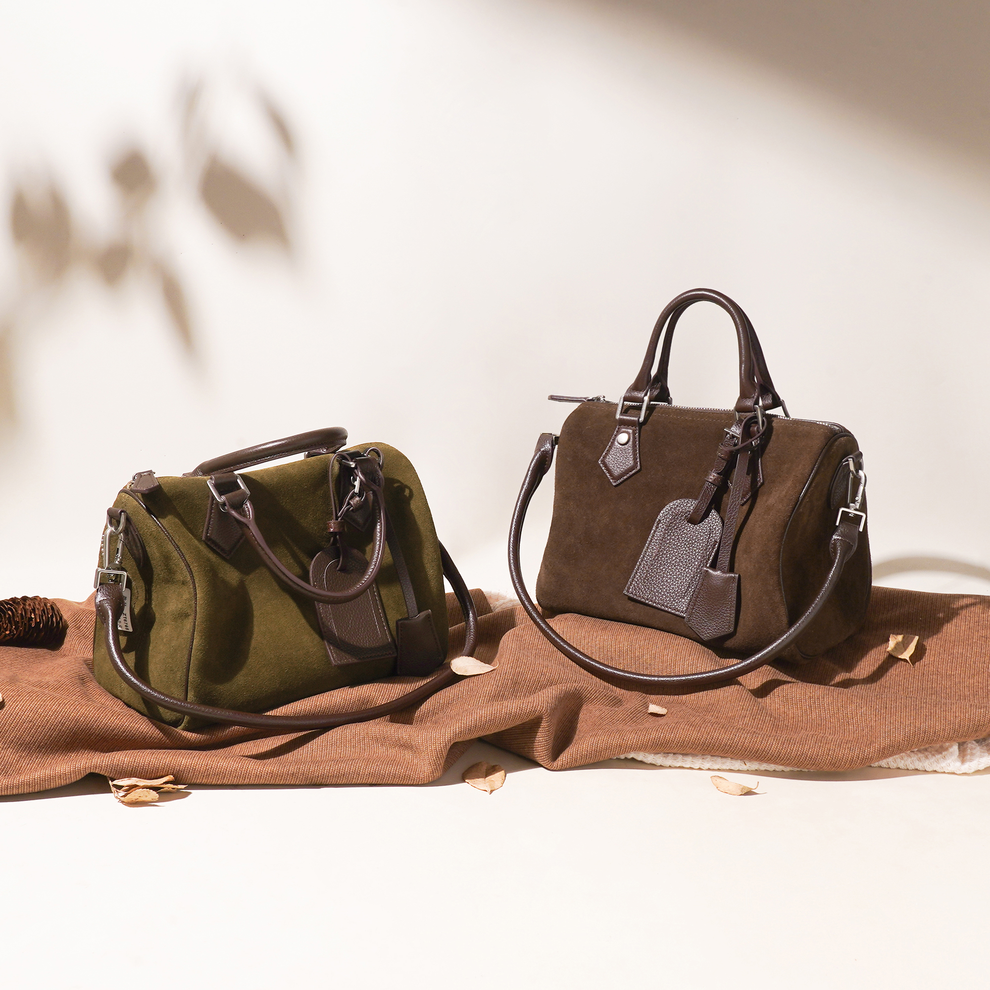 西子玛雅磨砂牛皮2025新款枕头包波士顿手提包通勤单肩斜挎包小号