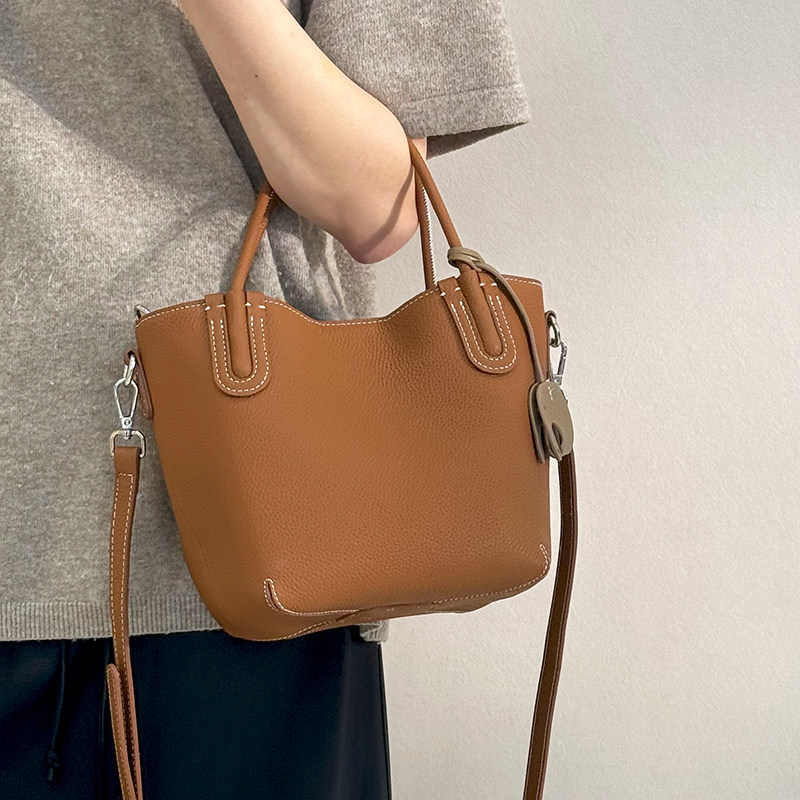 真皮菜篮子水桶包爆款女包时尚复古女士百搭包高级单肩斜挎手提包,箱包皮具/热销女包/男包,水桶包,淘宝优惠券,粉丝福利购,淘宝优惠卷
