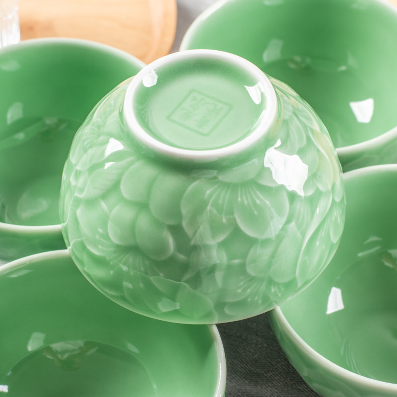 陶瓷饭碗单个中式4.5英寸米饭碗家用2025新款高颜值浮雕青瓷餐具,餐饮具,碗,淘宝优惠券,粉丝福利购,淘宝优惠卷