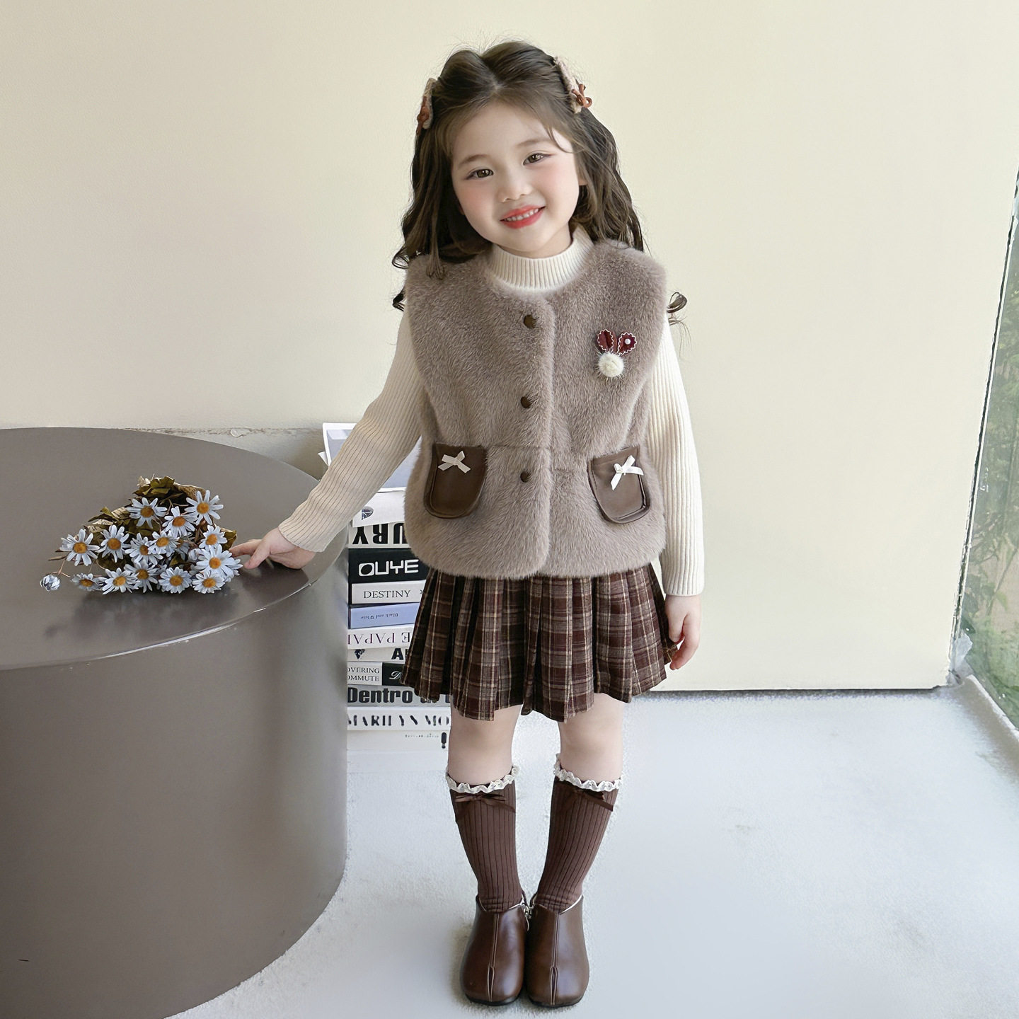 女小童套装秋冬2025新款儿童深秋毛毛马甲针织毛线衣半身裙三件套,童装/婴儿装/亲子装,半身裙,淘宝优惠券,粉丝福利购,淘宝优惠卷