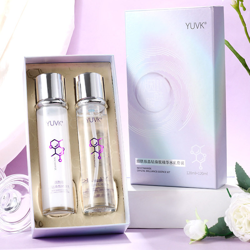 新款推荐烟酰胺爽肤水乳液套装精华水玻璃瓶补水保湿护肤品水乳