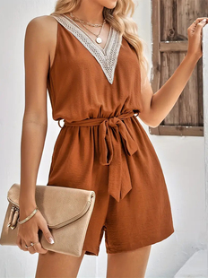 Lace V-neck solid color sleeveless jumpsuit花边V领无袖连体裤