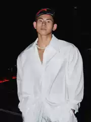 Papaslilmonster American-Style Light Luxury High-End Siren-Style Silk Wrinkle-Resistant Large Collar Design Unisex Shirt