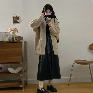 独特超好看冬装套装女2025时尚宽松显瘦加肥加大胖MM两件套裙子