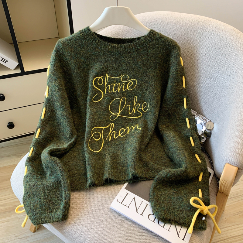 慵懒风字母刺绣长袖毛衣