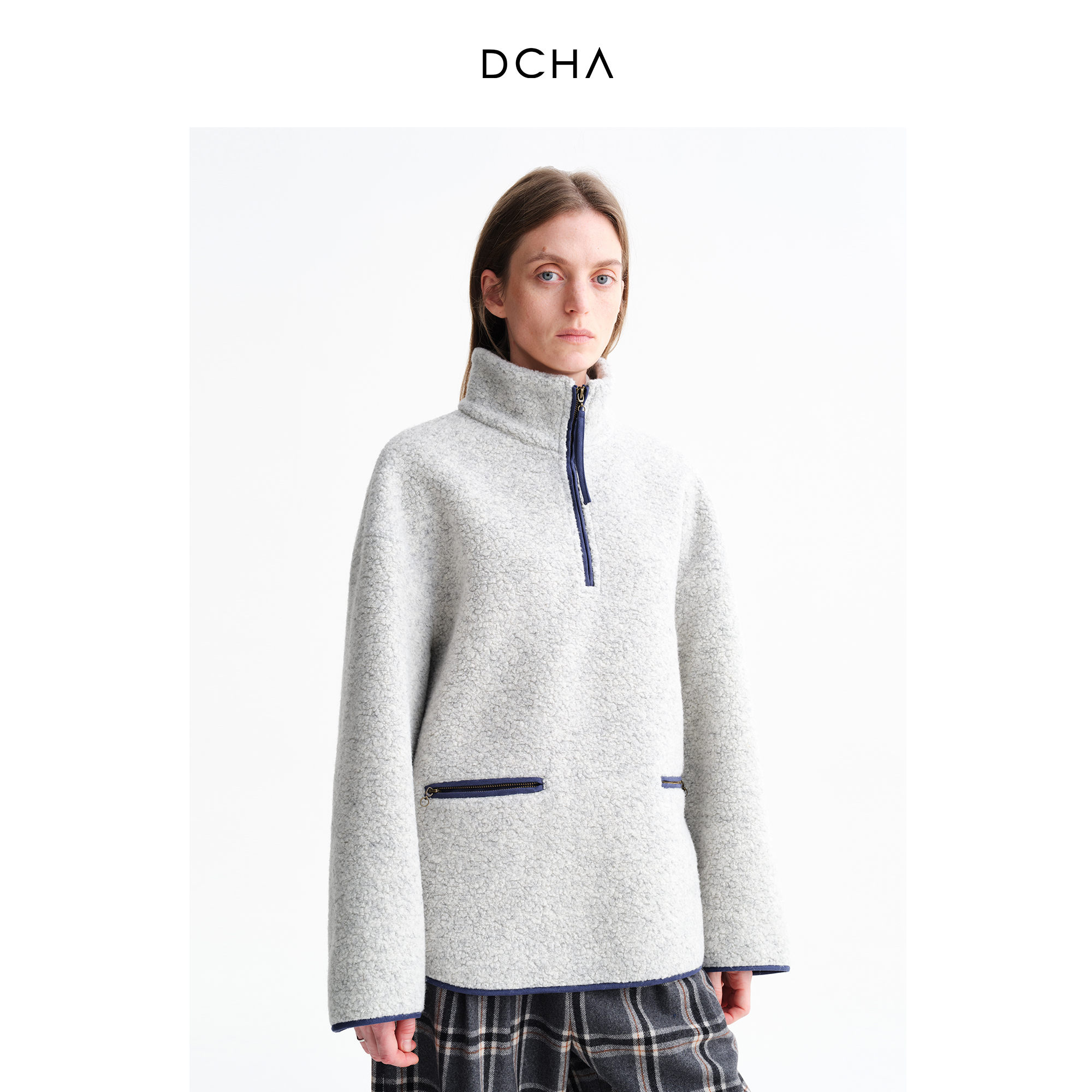 DCHA羊绒羊毛呢灰蓝撞色皮毛一体半拉链立领大衣