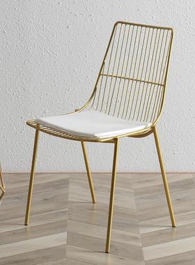 北欧铁丝缕休空HZ202012椅 铁艺网红闲奶茶店椅组创意桌设计师合