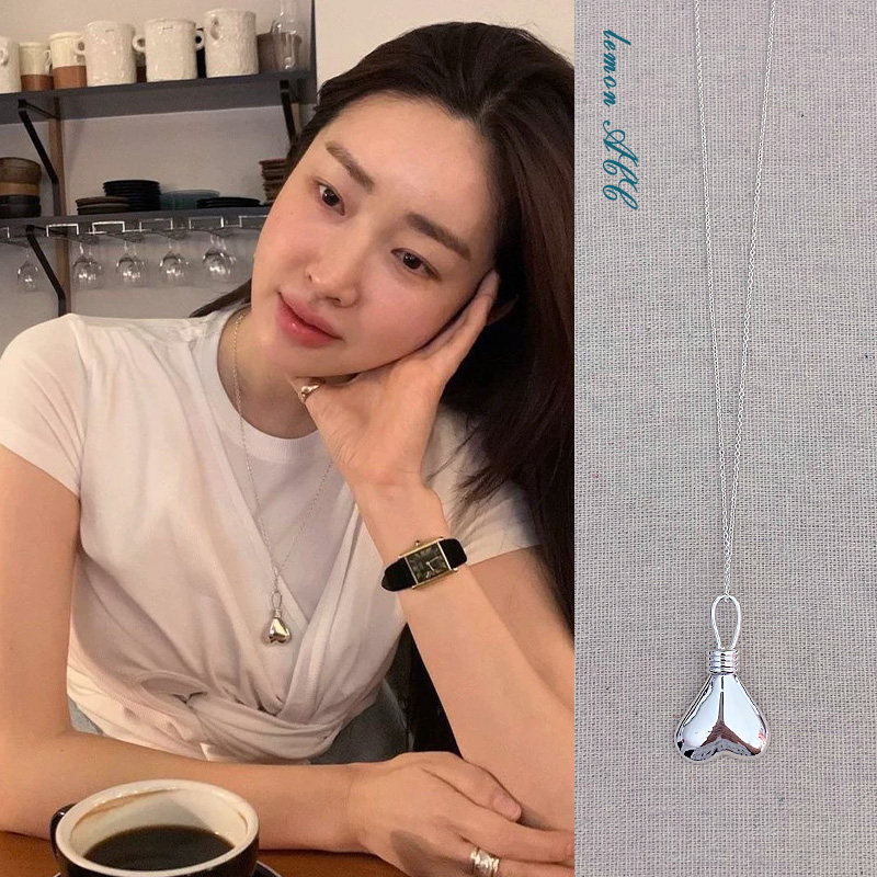 车静媛同款银白爱心吊坠项链女小众高级感时尚气质长款毛衣链配饰