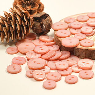 平面两眼藕粉色纽扣河贝珍珠贝天然真贝壳扣真丝衬衫T血衫衬衣扣