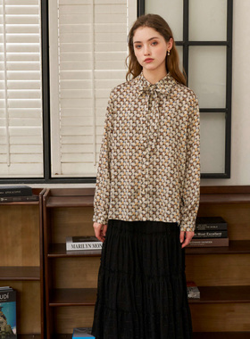 PATAVINITY几何格纹印花长袖衬衣女秋季翻领系带文艺复古风衬衫